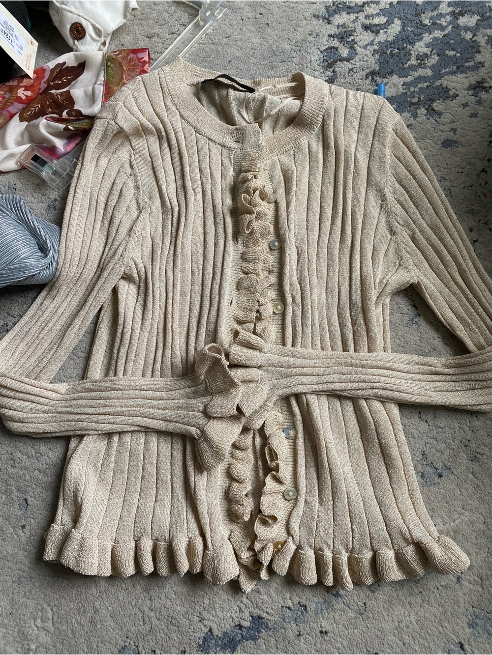 ZARA Women’s Ruffle-Trim Ribbed Cardigan - Cream - Picture 4 of 8